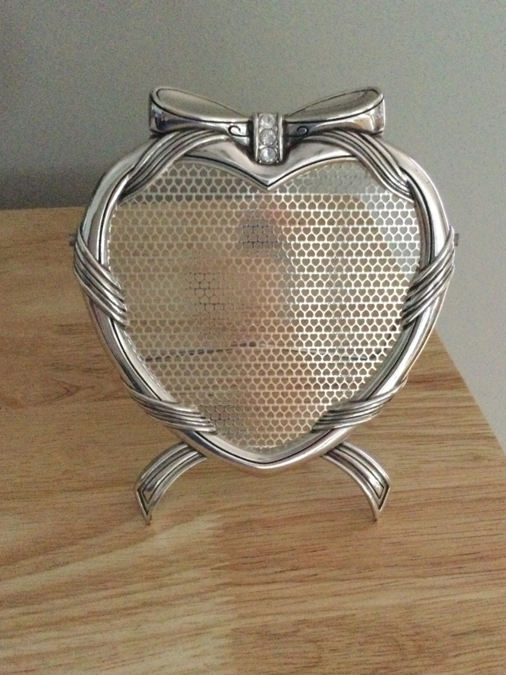 Brighton Silver Tone Heart-Shaped Earring Holder